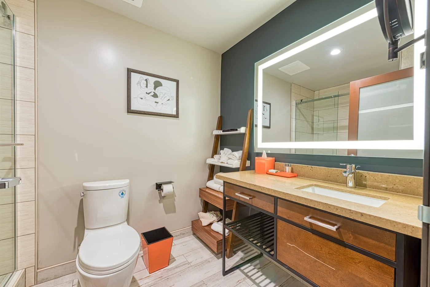 Premier King — view 3